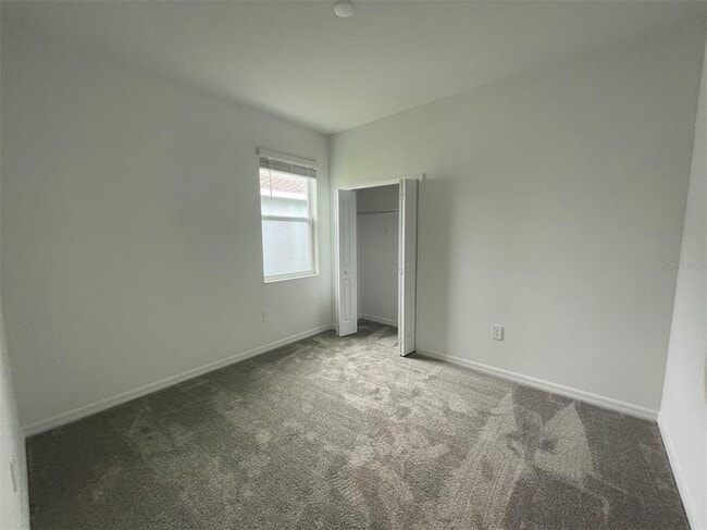 Building Photo - 835 Ofanto Wy