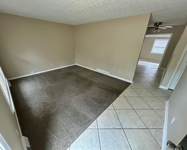 Primary Photo - Newly Remodeled 4-Bedroom, 3-Bath with Fin...