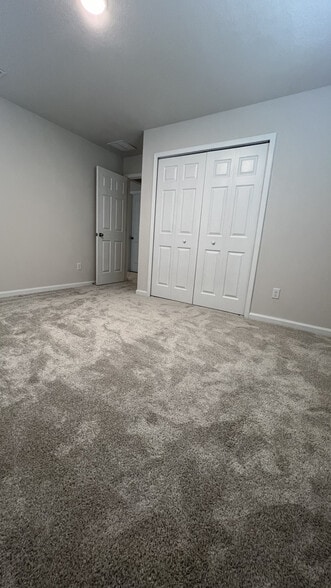 Building Photo - 6891 Mirage St