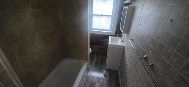 Building Photo - Spacious 3-Bedroom Home with Comfort & Charm in Youngstown