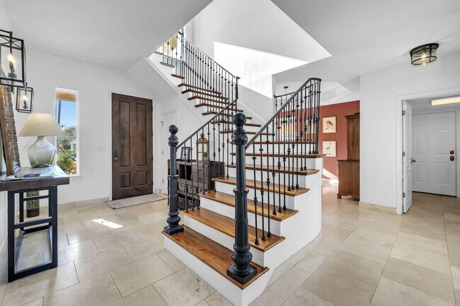 Building Photo - 1393 Sunset Beach Dr