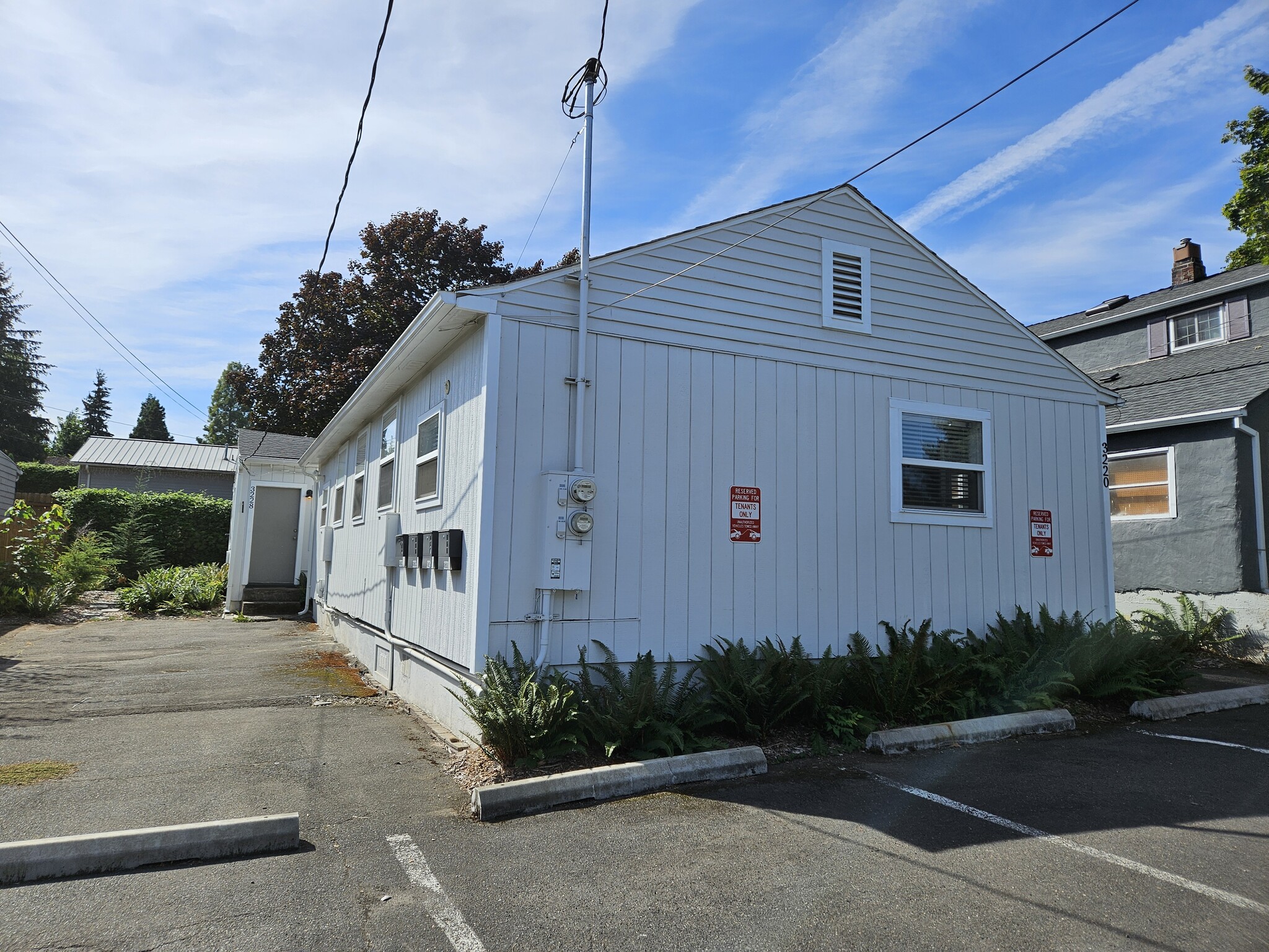 Building Photo - 3226 SE Rockwood St