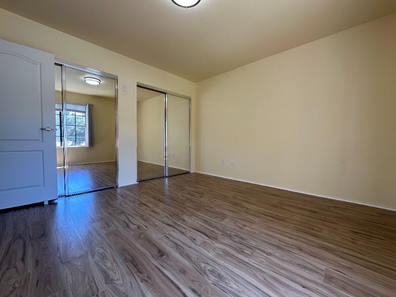 Building Photo - 12019 Alta Carmel Ct