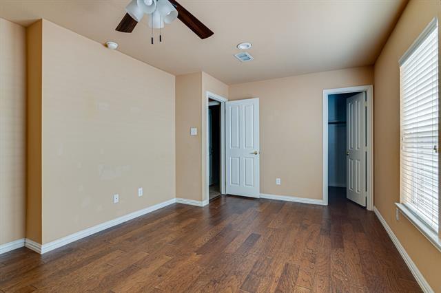 Building Photo - 116 Silkwood
