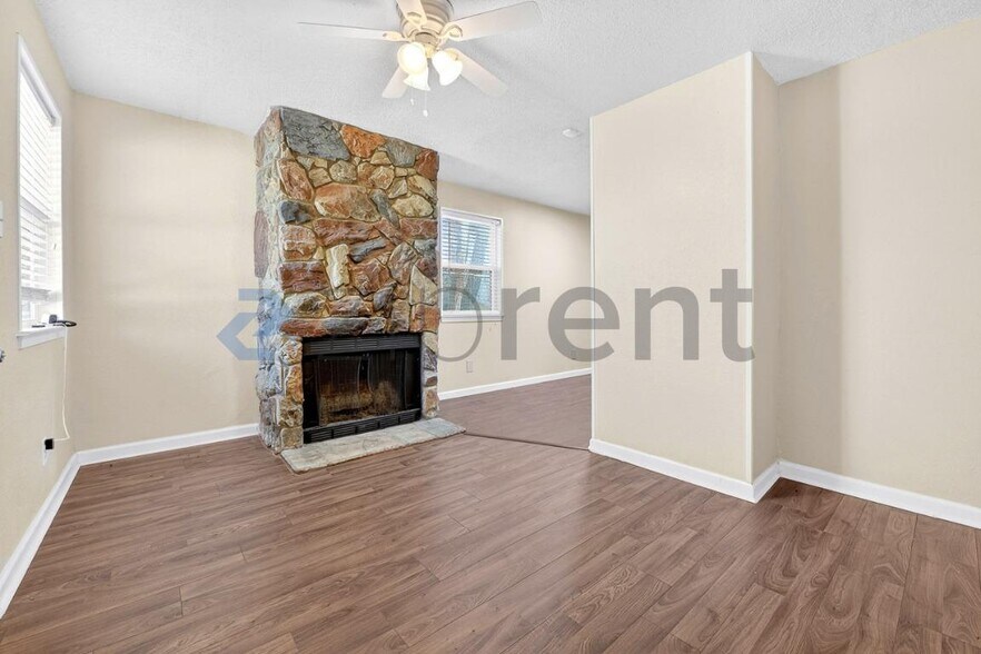 Building Photo - 1731 Morris St