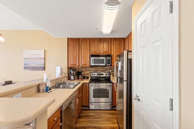 Building Photo - 5115 Gulf Dr