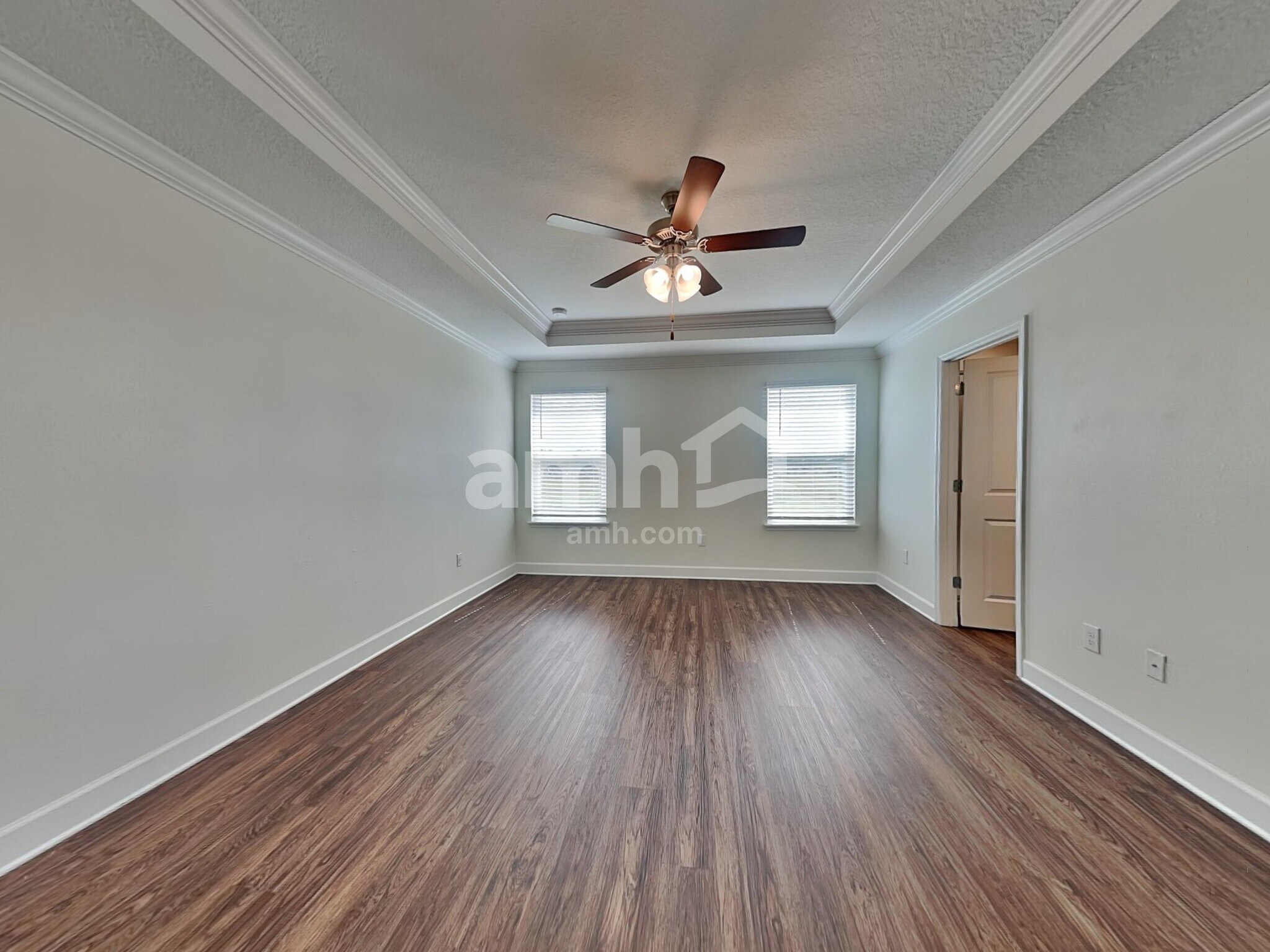 Building Photo - 1039 Walden Pond Dr