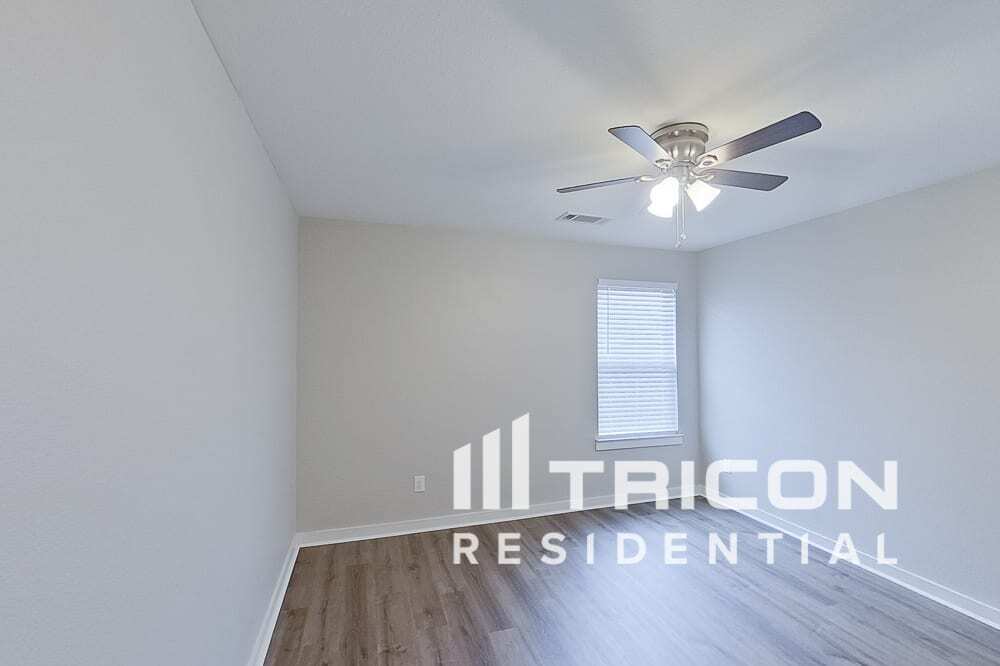 Building Photo - 1569 Ferguson Dr