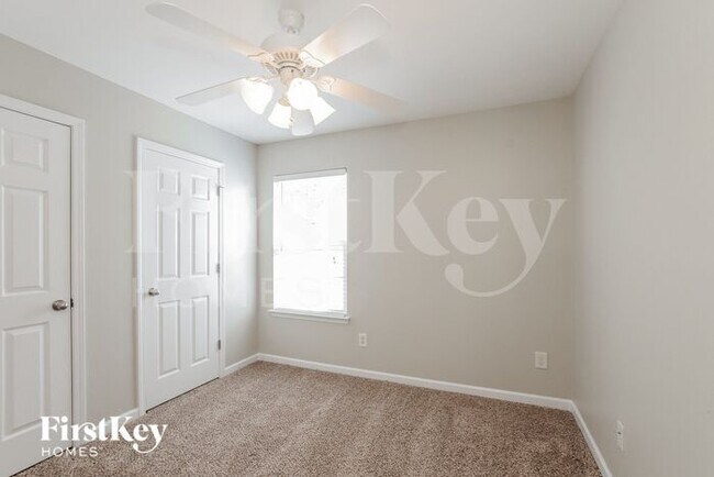 Building Photo - 16211 Long Talon Way