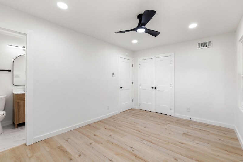 Building Photo - 11380 Lanewood Cir