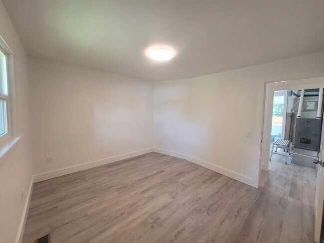 Building Photo - Remodeled 3 Bedroom Plus Office with Large...