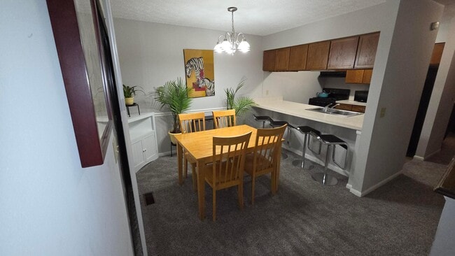 Building Photo - 5388 Flintstone Dr