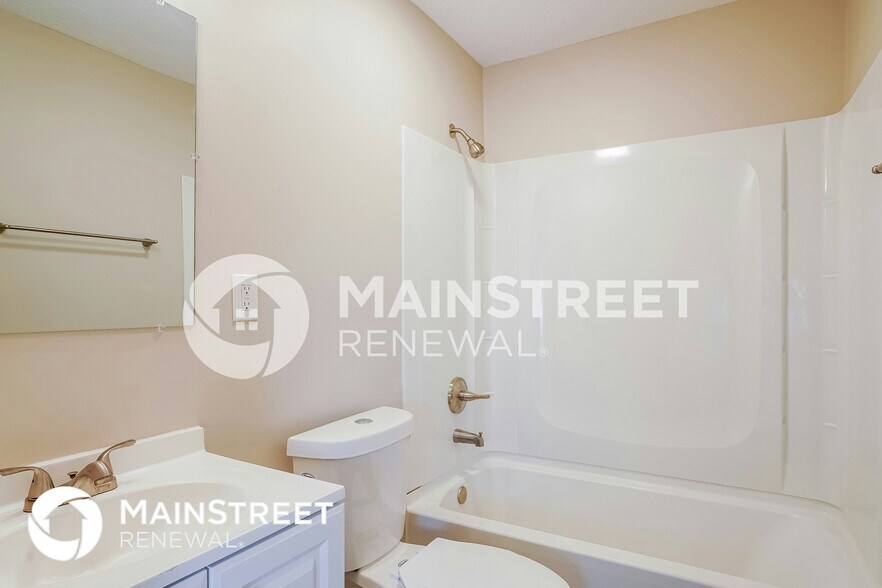 Building Photo - 4806 Tyne Dr