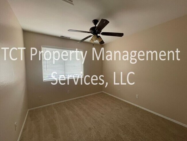 Building Photo - Updated Home with Downstairs Bedroom