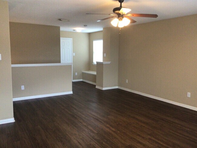 Building Photo - 1022 Yorkshire Hollow Ln