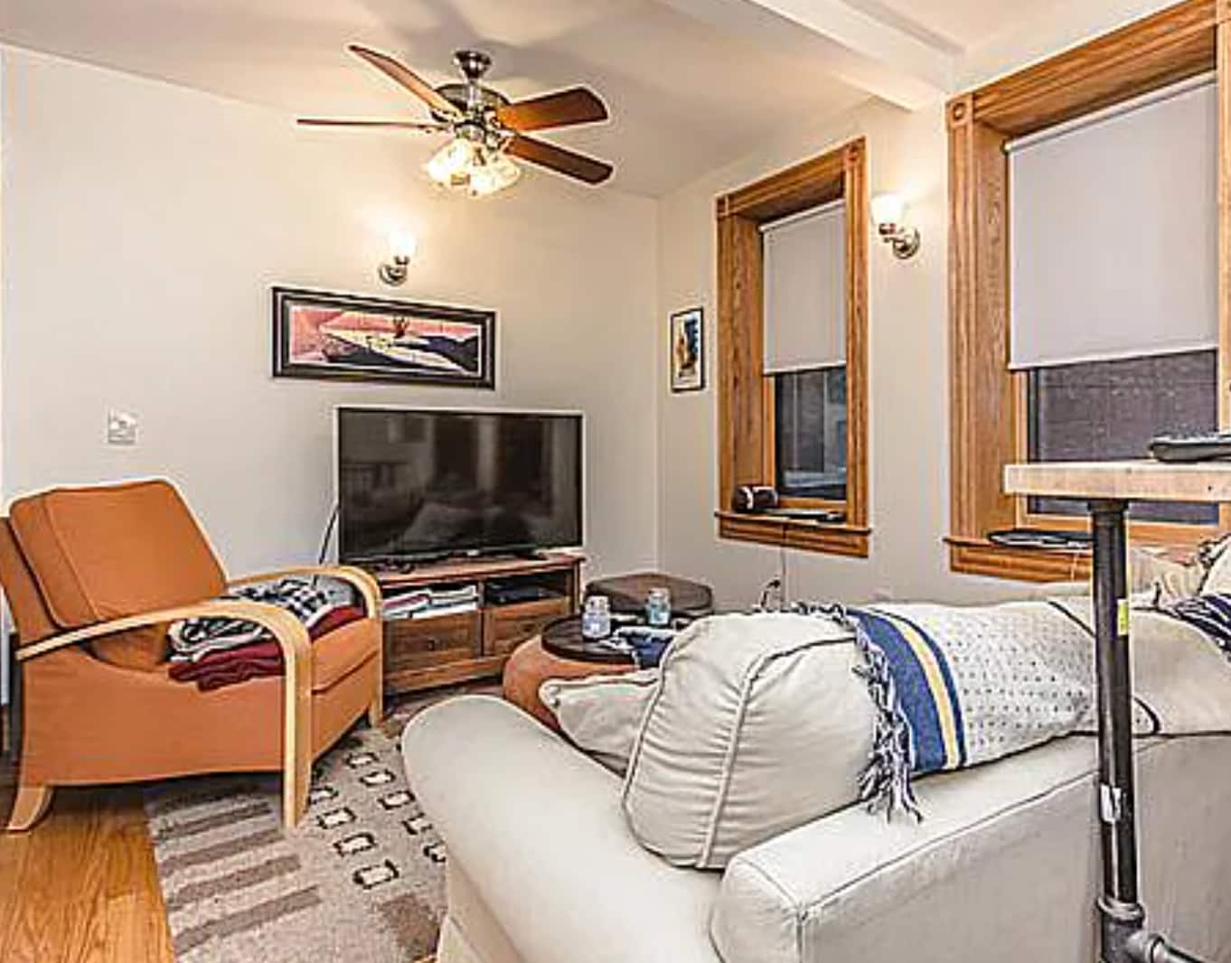 Building Photo - 137 Charles St