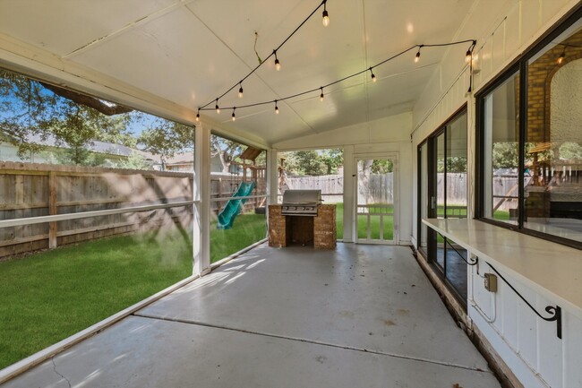 Building Photo - 8414 Zodiac Dr