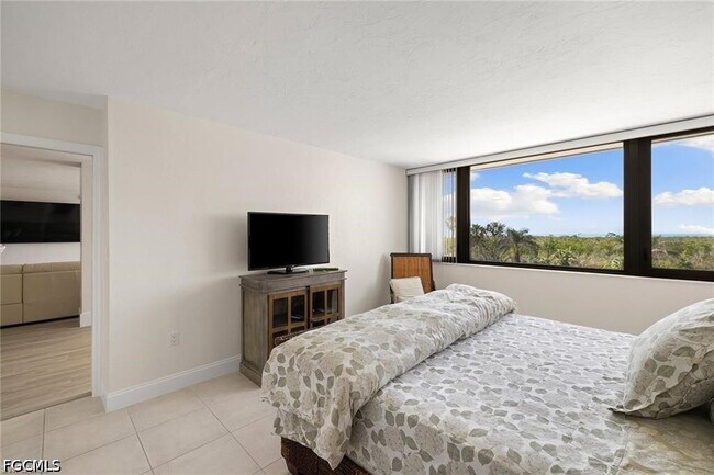 Building Photo - 5601 Turtle Bay Dr