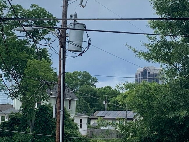 Building Photo - 202 Selwyn Alley