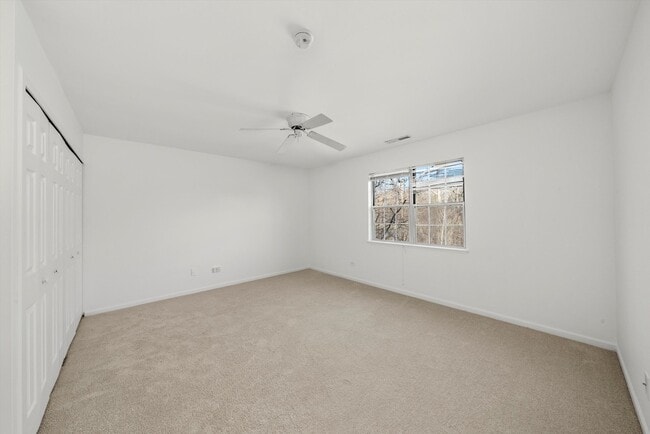 Building Photo - 430 Normandie Ln