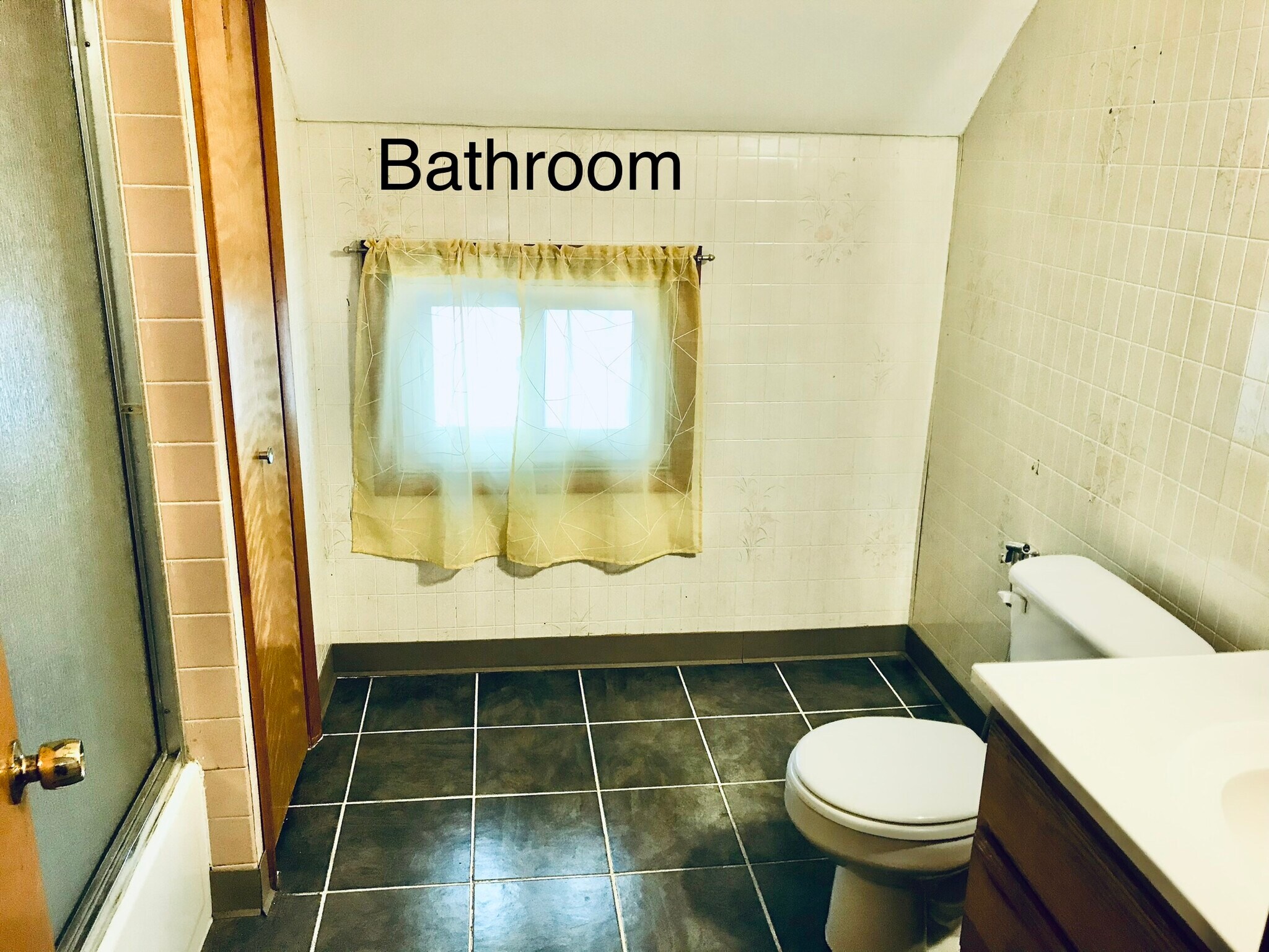 Building Photo - 2659 W Armitage Ave