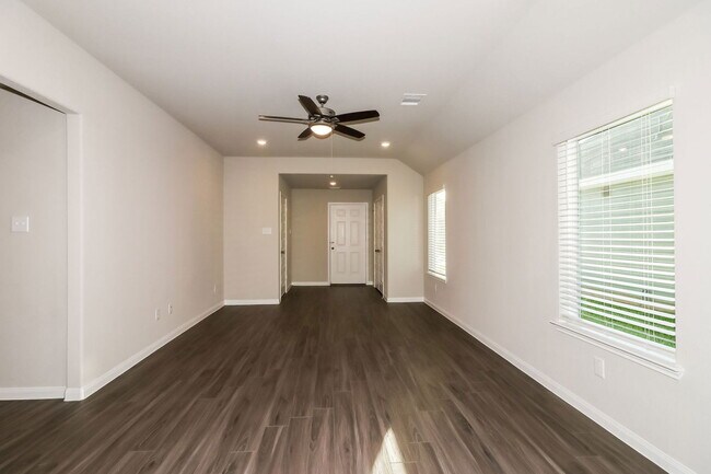 Building Photo - 5107 Shelby Katherine Dr