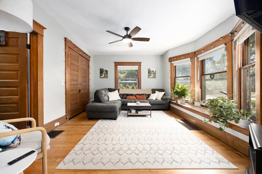 Building Photo - 3271 Coit Ave NE