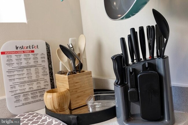 Building Photo - 1836 Delancey St