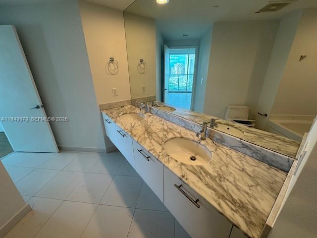 Building Photo - 500 Brickell Ave