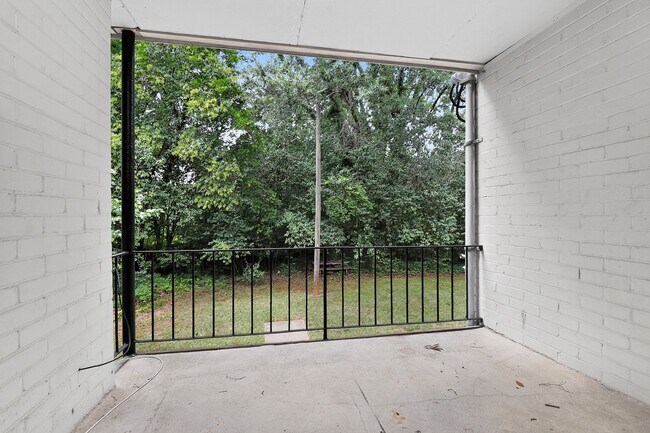 Building Photo - 1617 Fulton Ave