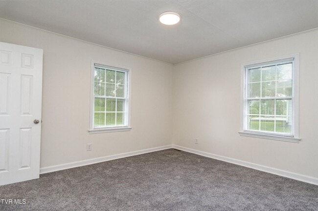Building Photo - 3 Bedroom 2 Bathroom Home in Greeneville, TN