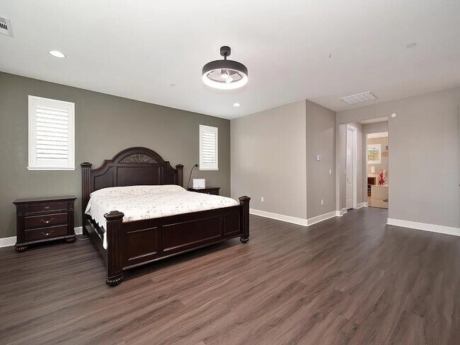 Building Photo - 4054 Camden Ct