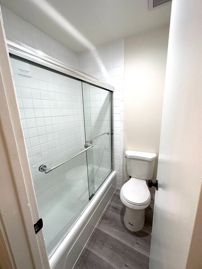 Building Photo - 160 S Michigan