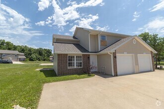 Building Photo - 1505-1507 Bodie Dr.