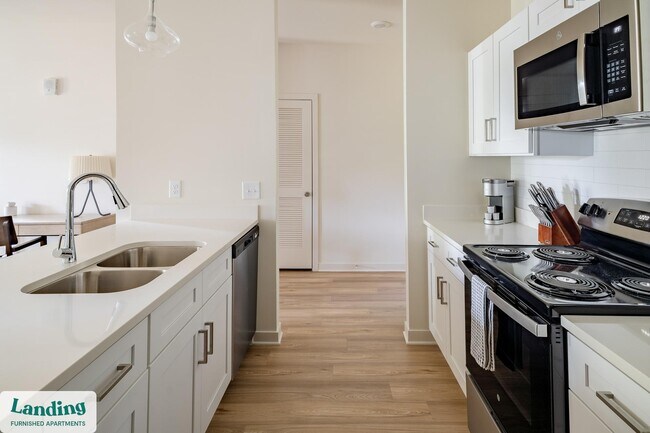 Building Photo - 6225 Mobile Hwy