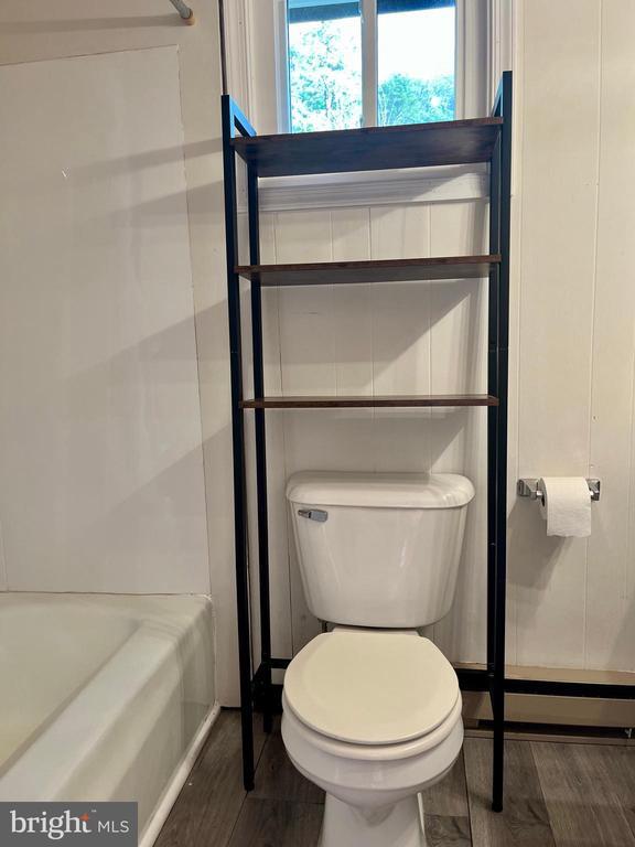 Building Photo - 265 Hill Climb Rd