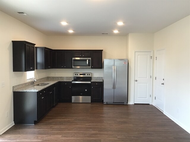 Building Photo - 163 Orion Way
