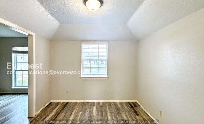 Building Photo - 5214 Fairgreen Ln