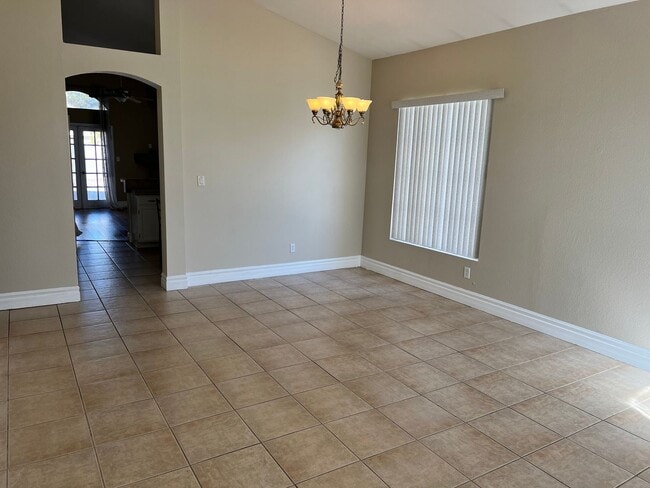 Building Photo - Desert Creek gem