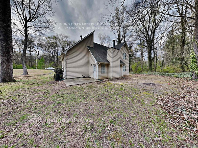 Building Photo - 6611 Crossing Creek Point