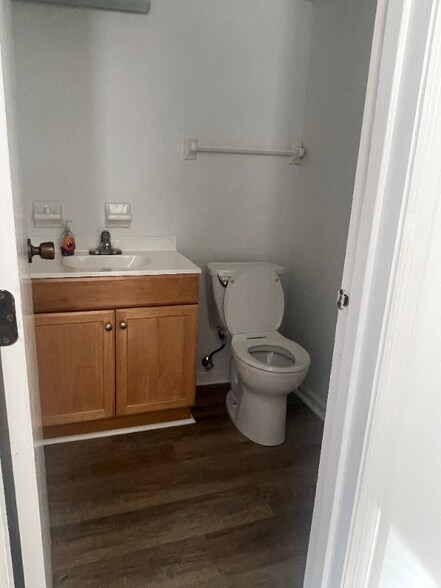Building Photo - 3822 Cass Creek Ct