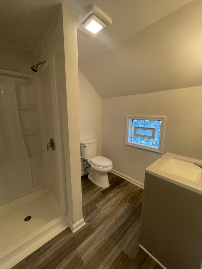 Building Photo - 248 Dodge St.