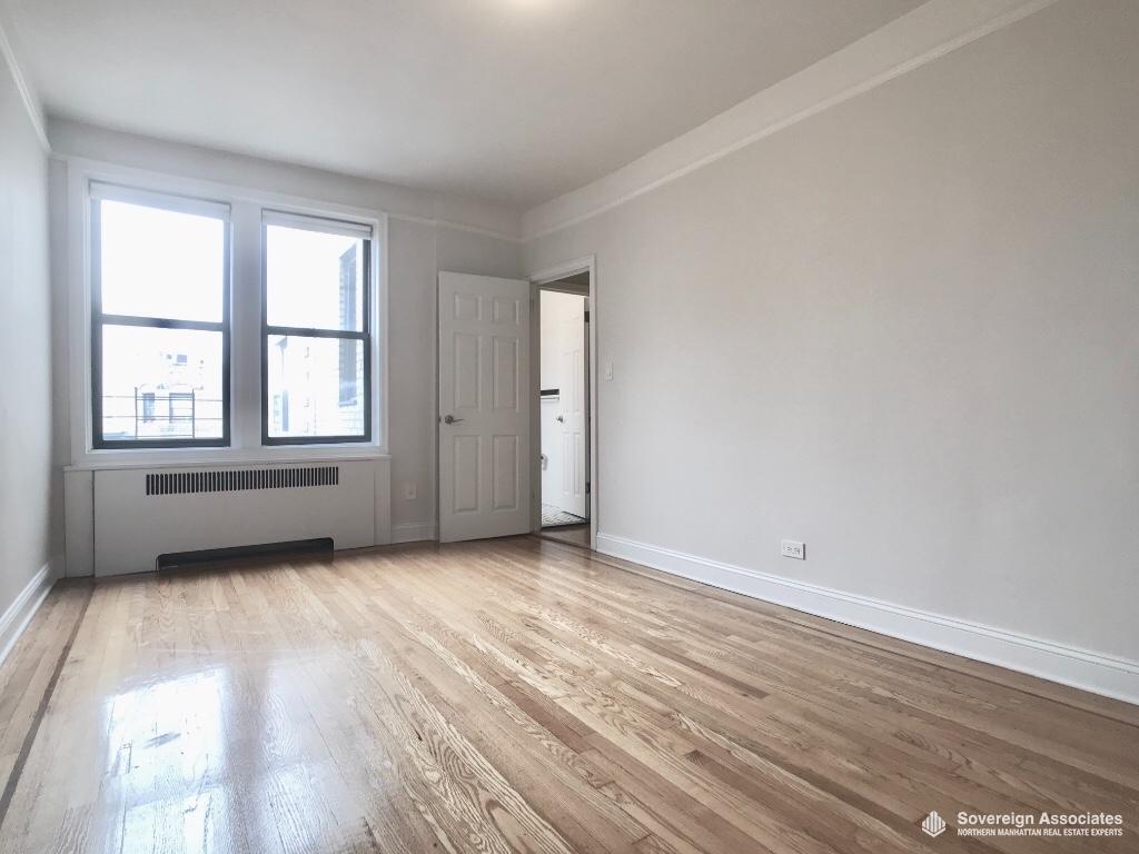Building Photo - 615 W 172nd St