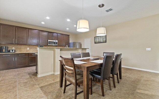 Building Photo - 10607 Tansy Canyon