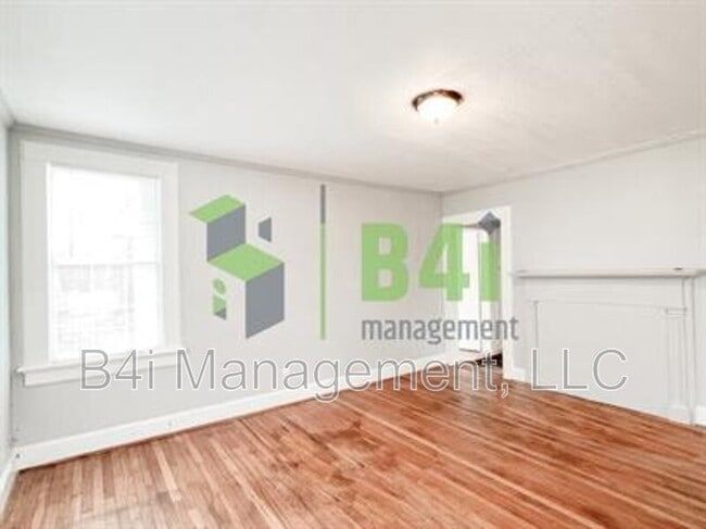 Building Photo - 243 Margaret Ave