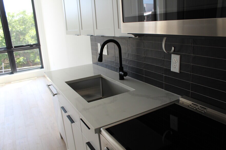 kitchen countertop - 3817 14th St NW