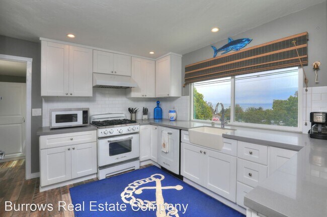 Building Photo - 2 br, 1 bath House - 2304 Varley Street