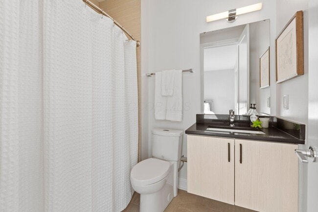 Building Photo - 801 N 6th St