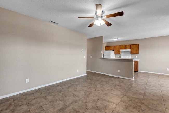 Building Photo - Newly Renovated Units in Killen, AL