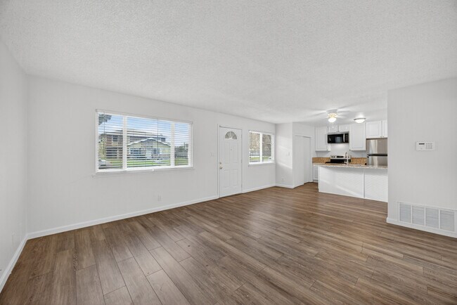 Building Photo - 81 La Fresa Ct